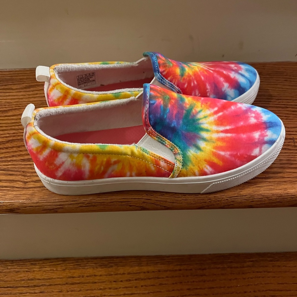Skechers Rainbow Tie Dye Slip On Women Size 9 Medium Worn